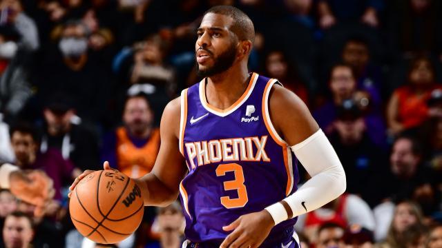 1645436071933035496.jpg chris-paul-dribbles.jpg